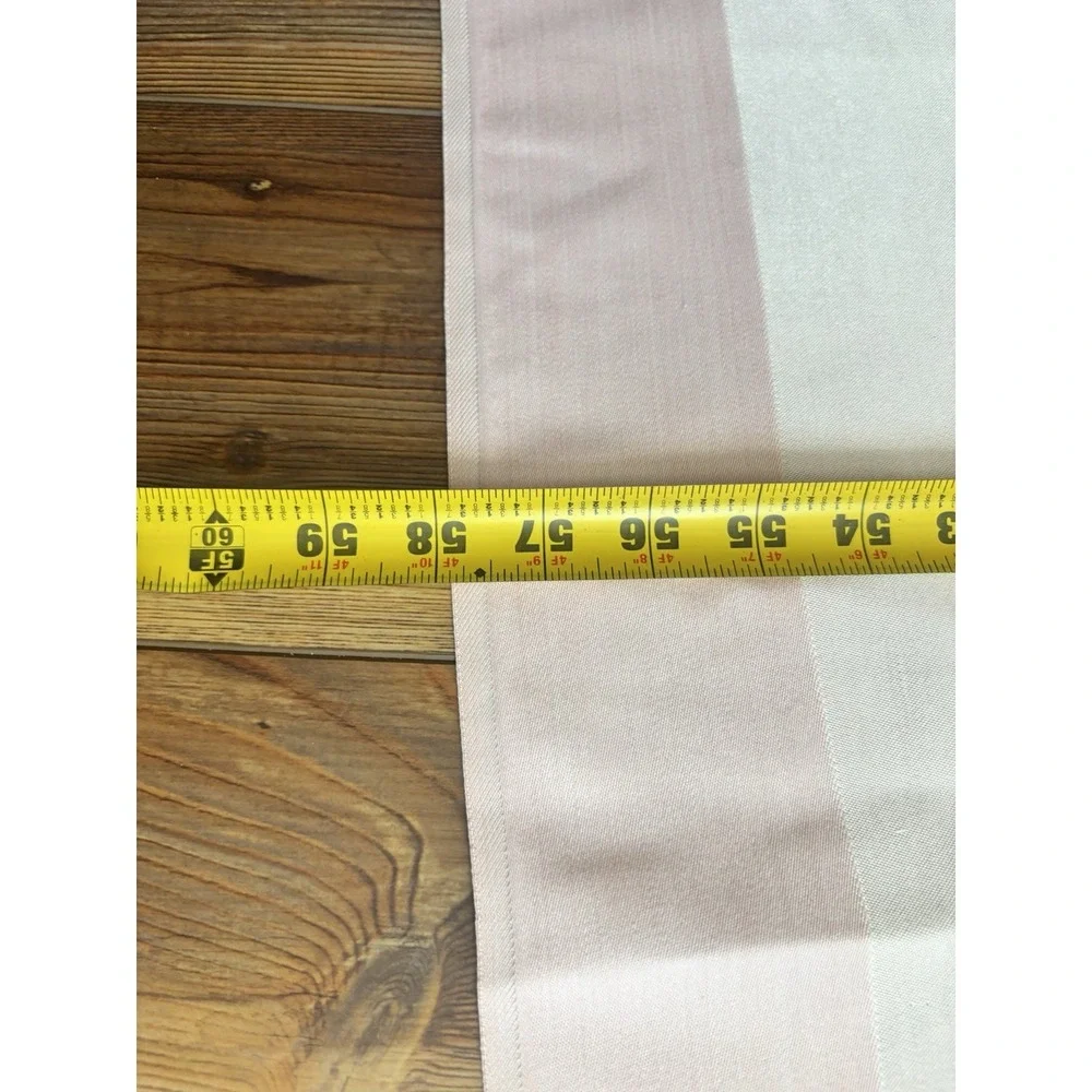 Damask Tablecloth With Baroque & Floral‎ Pattern Pink & White Cotton 58